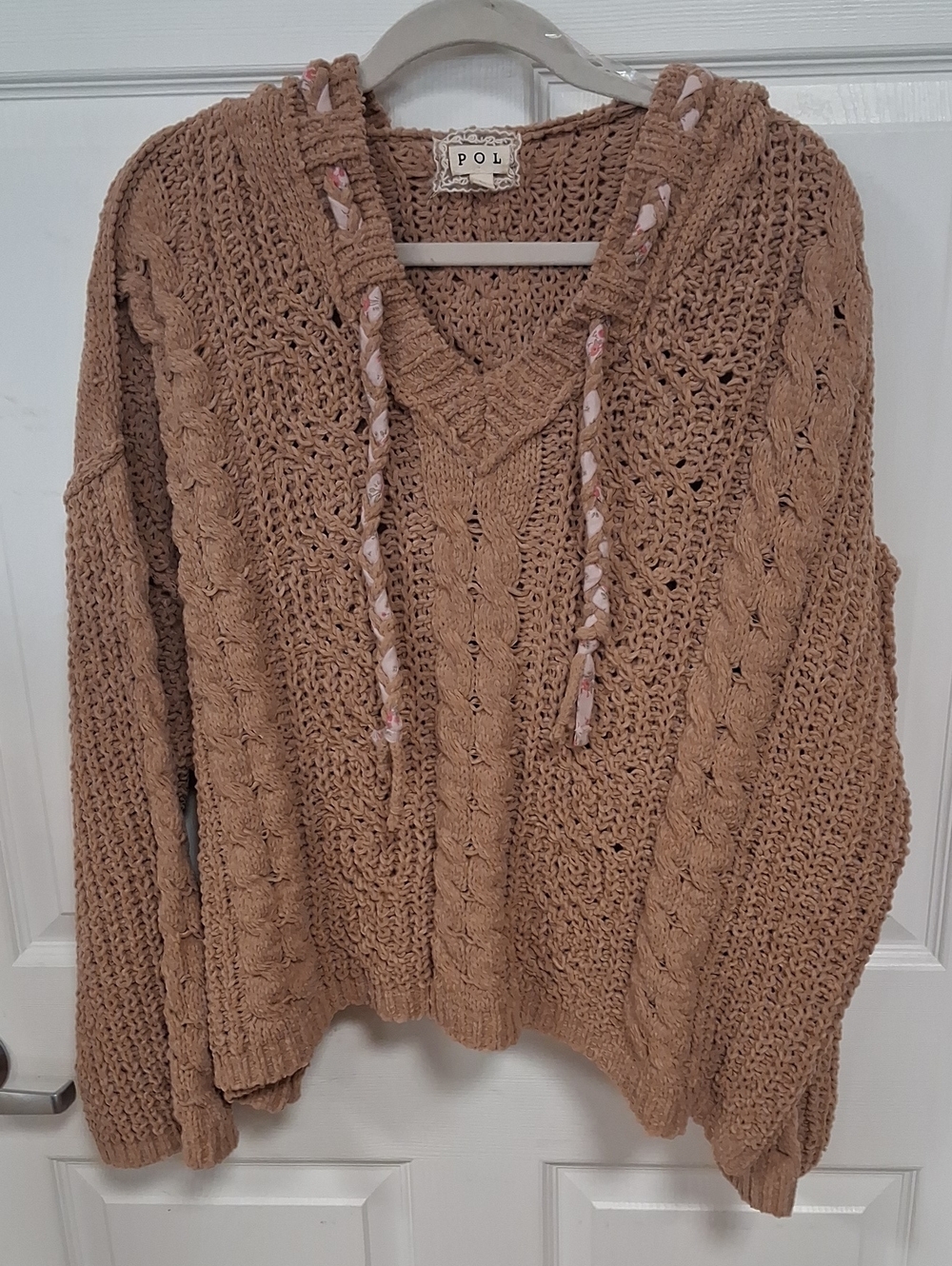 POL Chunky Cable Knit V-Neck Hoodie Sweater - Tan